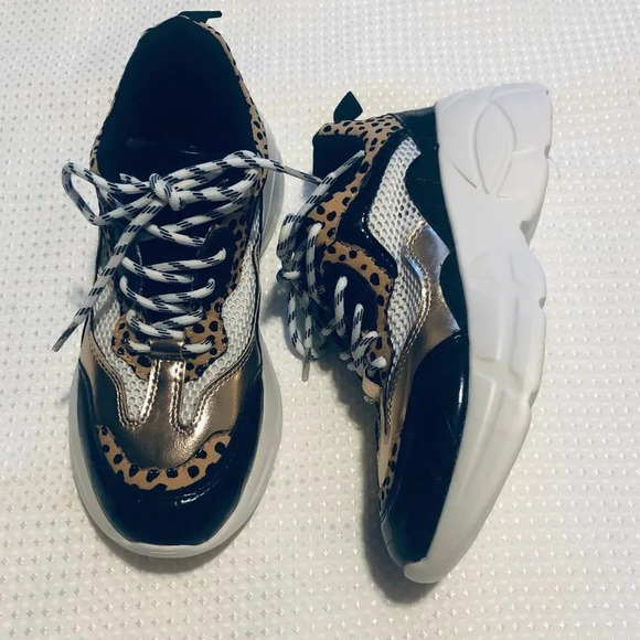 Qupid Womens Gold Black Lace Up Leopard Print Low Top Sneaker Shoes Size US 7 - Picture 5 of 13